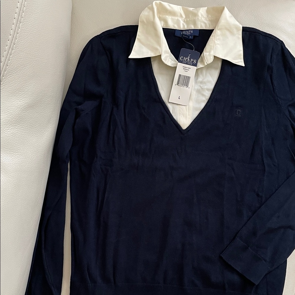 Chaps Black V-Neck Sweater with Cream Collar